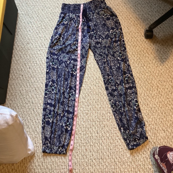 Aerie Harem Pants * Blue Paisley * Small - Picture 8 of 8